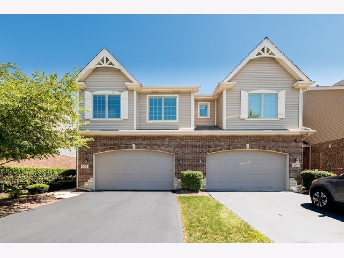 Townhomes Sold Hidden Oaks Itasca Illinois, 309 Nicole