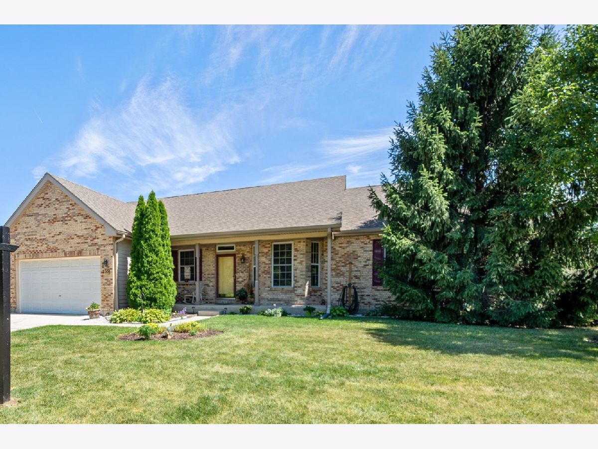 Homes Sold Prairie Path Estates Aurora Illinois, 1551 Marikay
