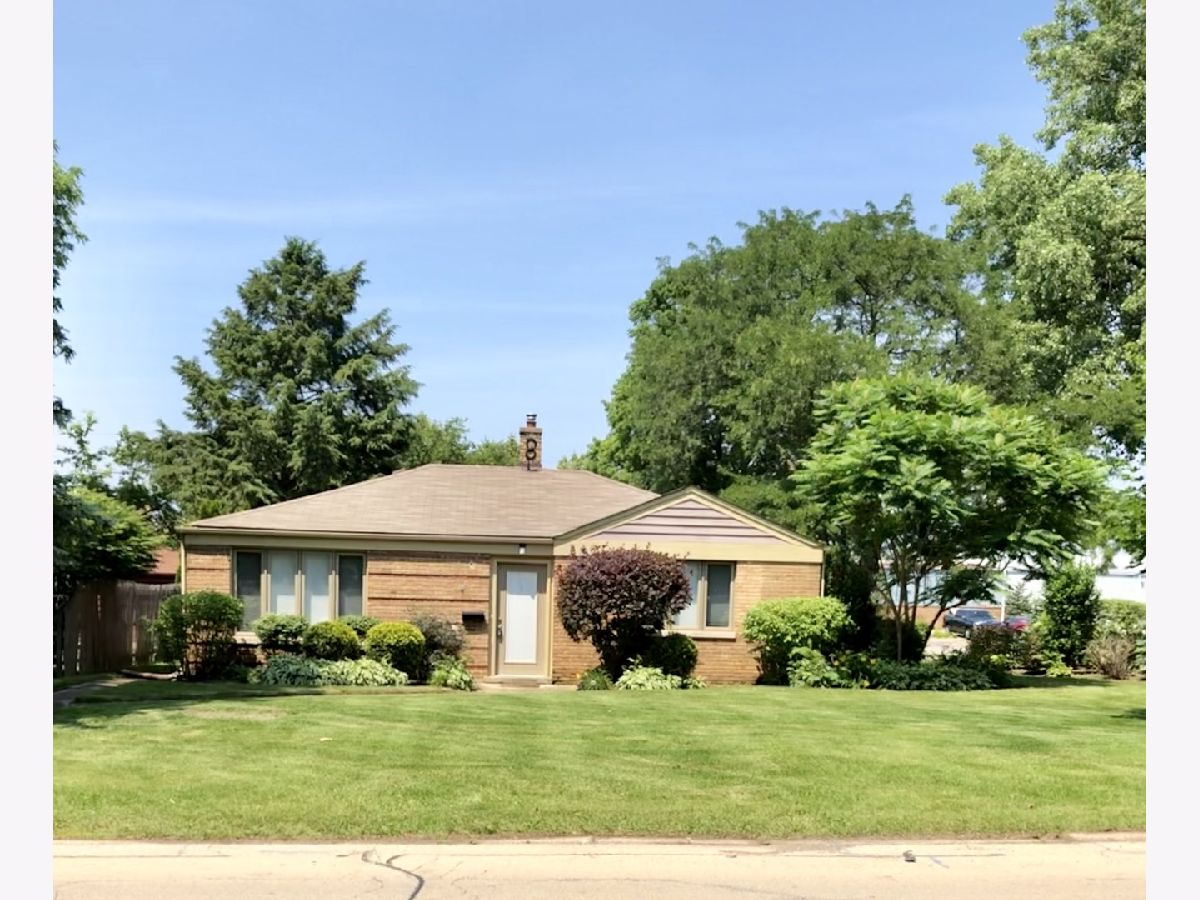 Homes & Townhomes & Condos Rented Copeland Manor Libertyville Illinois, 840 Rockland