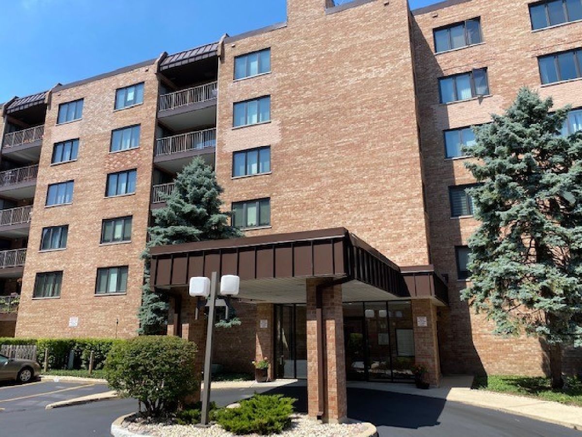 Condominiums Sold Plaza Des Plaines Des Plaines Illinois, 901 Center