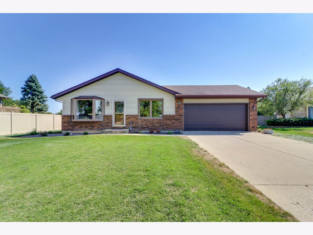 Homes & Townhomes Sold Briarcrest Ottawa Illinois, 1171 Briar