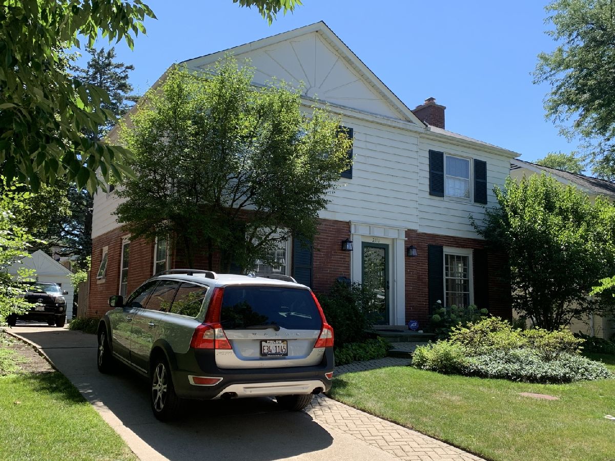 Homes Rented Kenilworth Gardens Wilmette Illinois, 2111 Greenwood