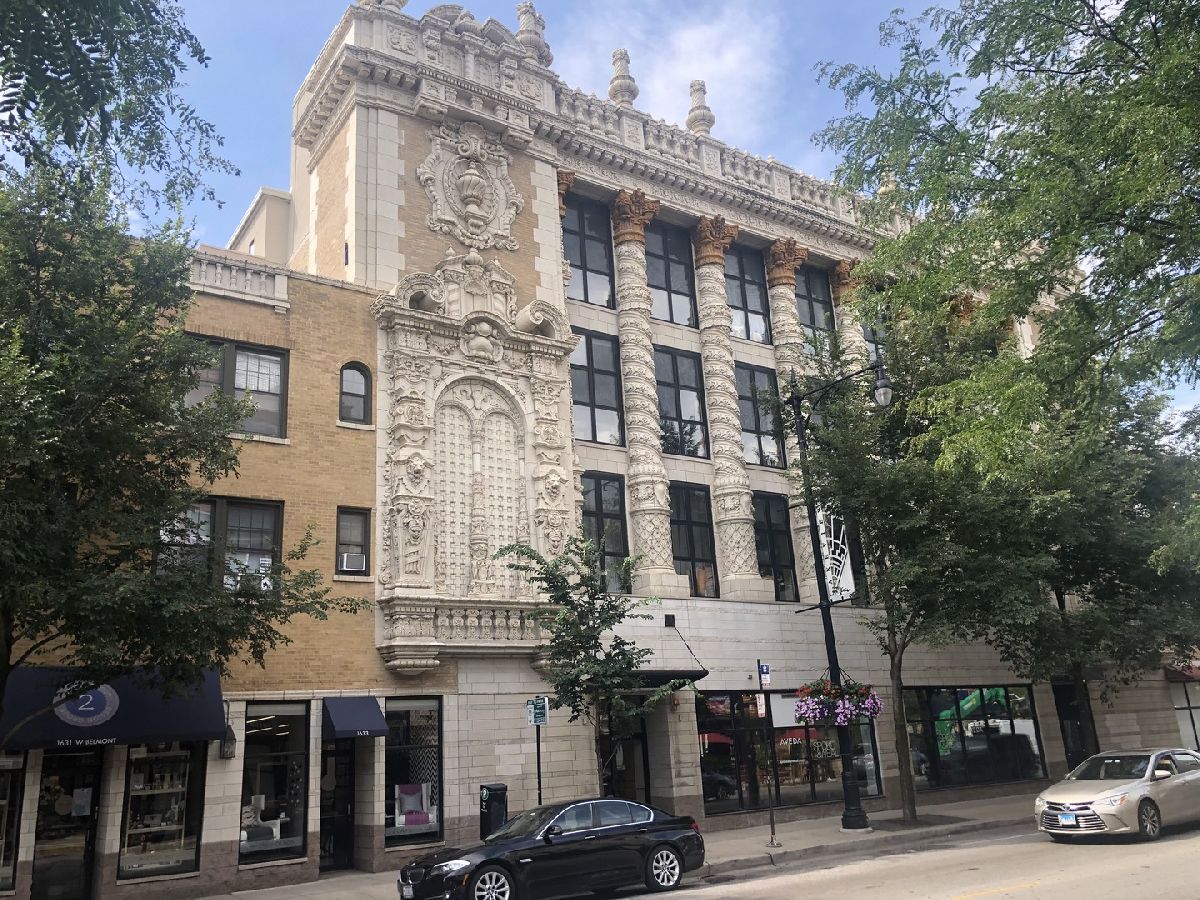 Condominiums Sold Cinema Lofts Chicago Illinois, 1635 Belmont