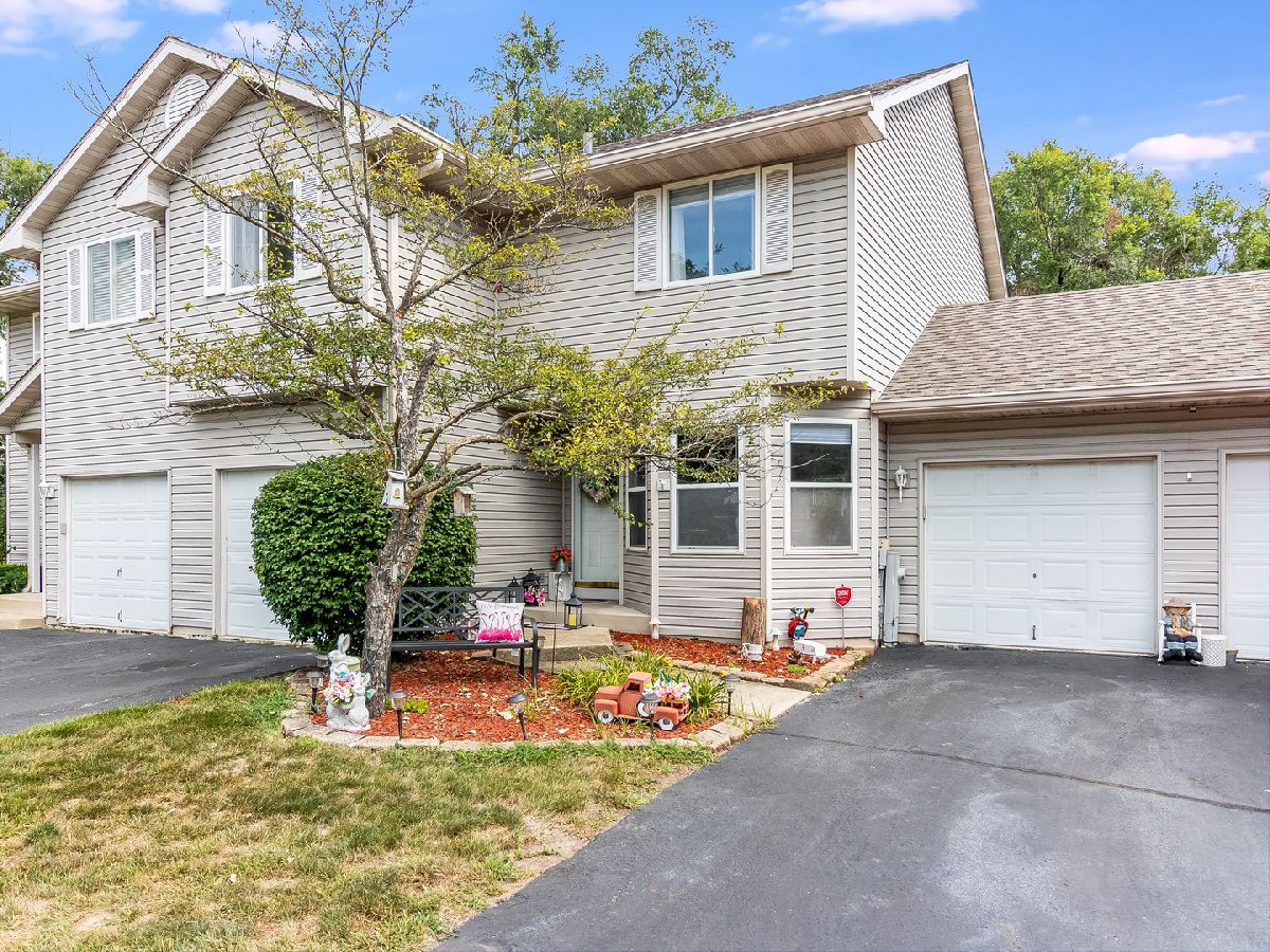 Townhomes Sold Deer Run Estates Joliet Illinois, 4179 White Tail