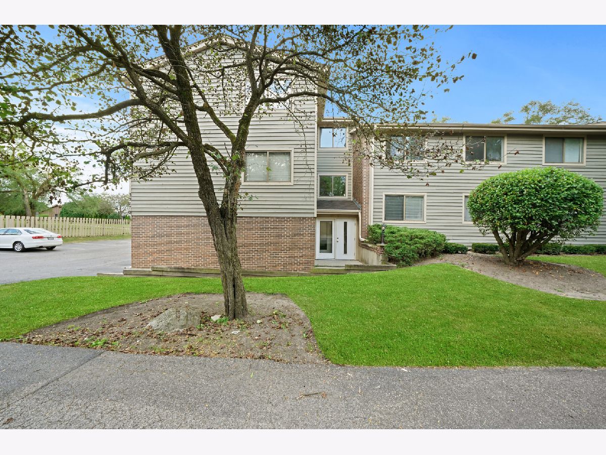 Homes & Condos & Townhomes Sold Harbor Ridge Antioch Illinois, 39870 Golf