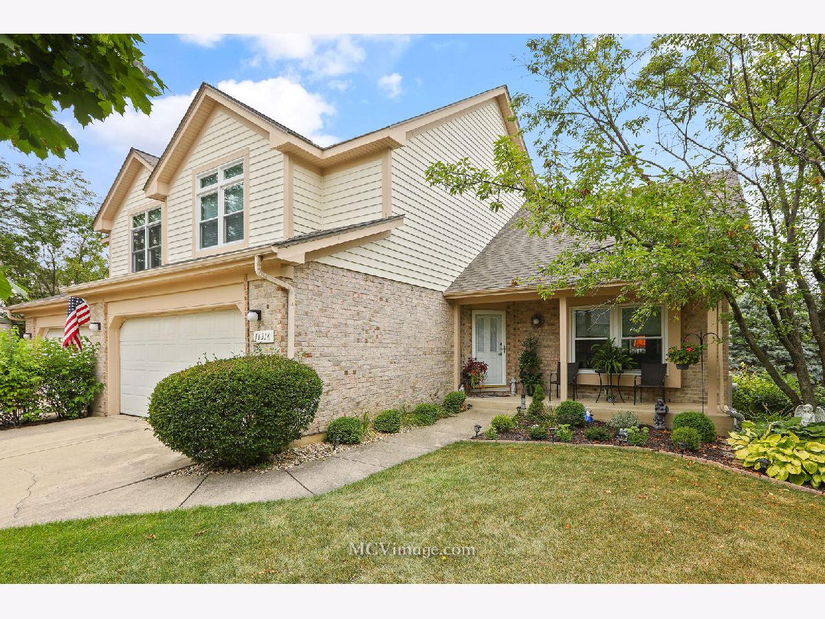 Townhomes & Homes Sold Dawnwood Homer Glen Illinois, 14316 Dawnwood