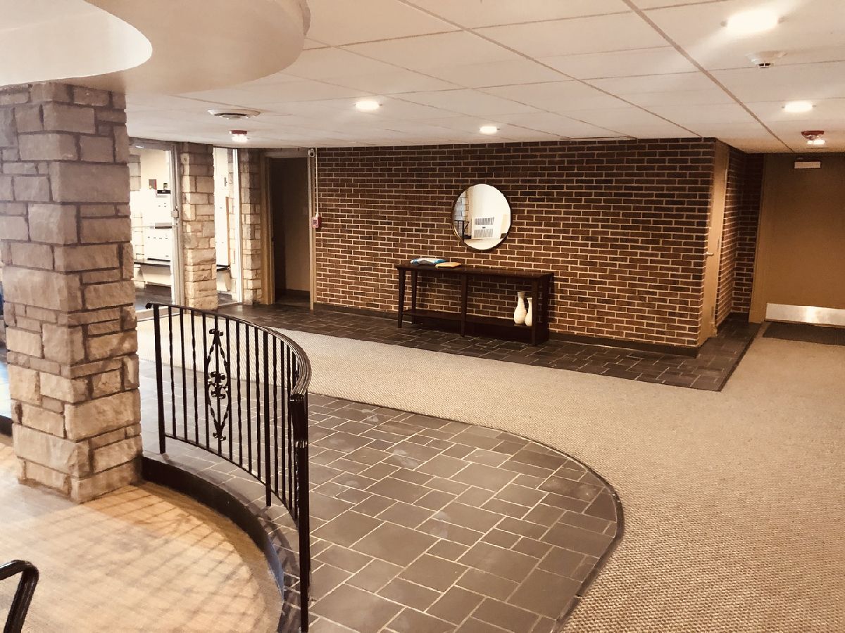 2400 Archbury Lane, Park Ridge, Illinois 60068 MLS 10823255 WinterCohen