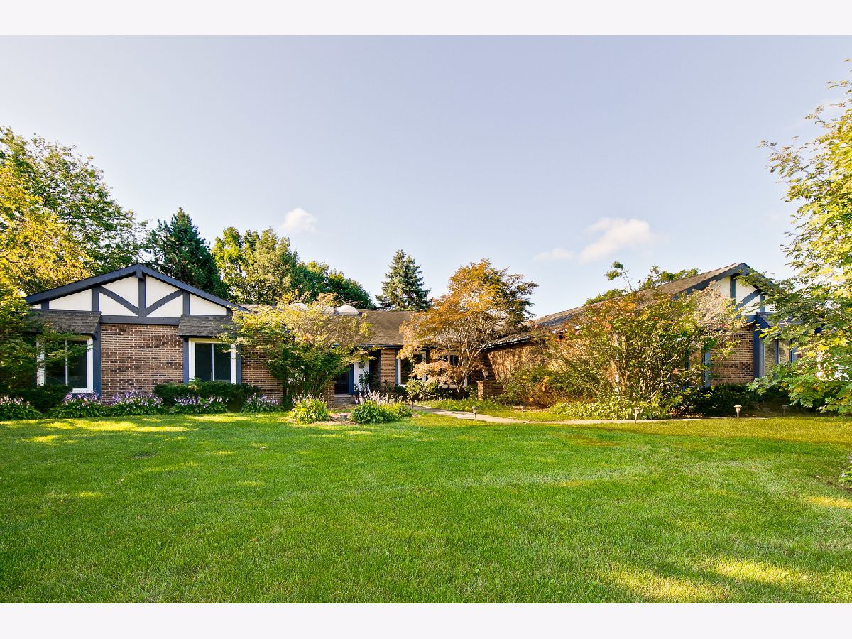 Homes Sold Hawthorn Knolls Hawthorn Woods Illinois, 12 Old Barn