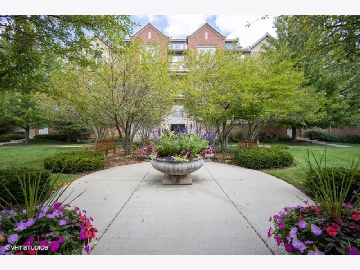 Shermer Place Northbrook IL, Condos & Townhomes & Homes For Sale & For