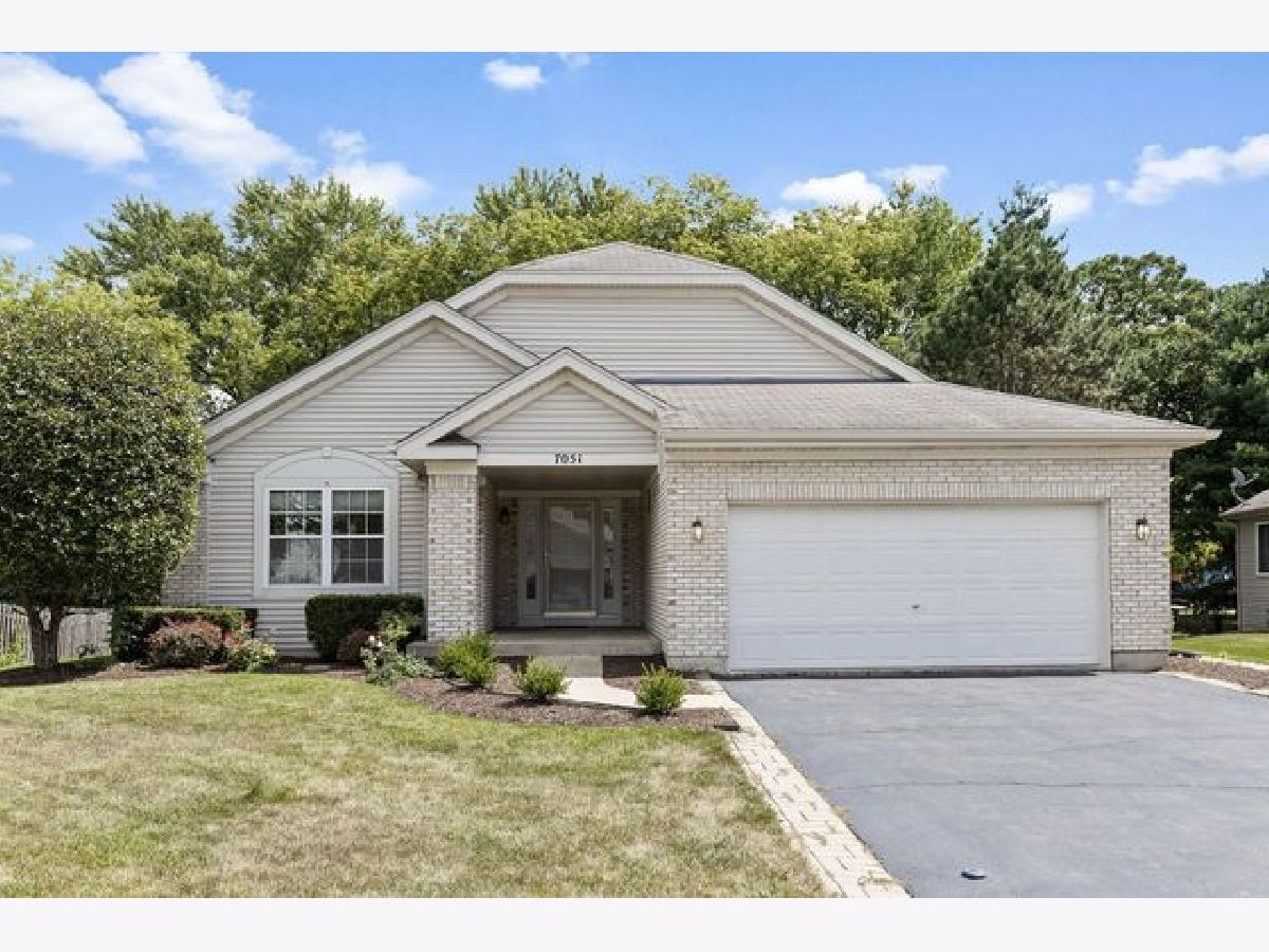 Homes Sold Providence Point Carpentersville Illinois, 7051 Nathan