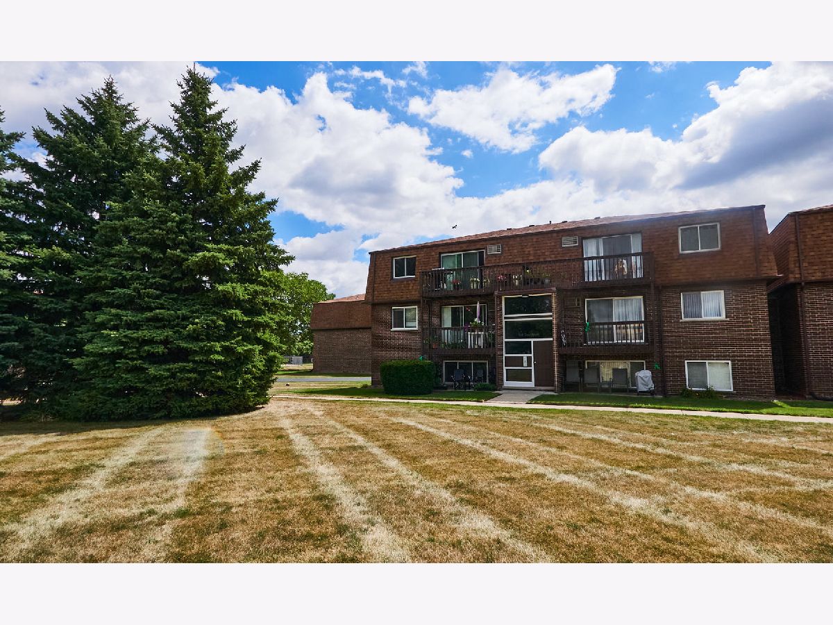 Condominiums Sold Boardwalk Elk Grove Village Illinois, 114 Boardwalk