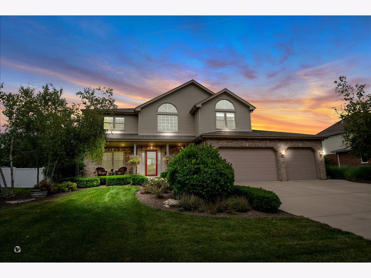 Homes Sold Walker Country Estates New Lenox Illinois, 1731 Edmonds