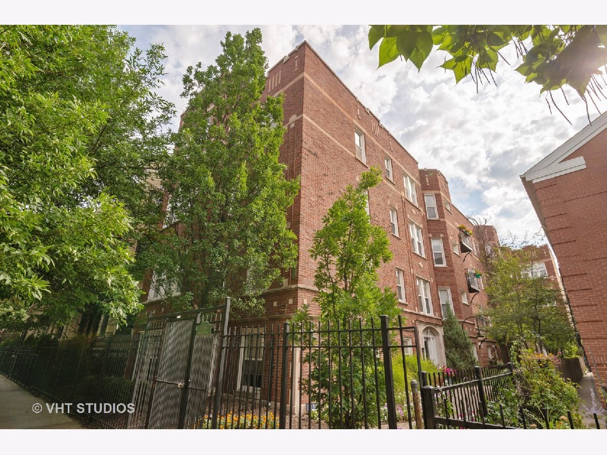 Condos & Townhomes Sold Paulina Terrace Chicago Illinois, 4445 Paulina