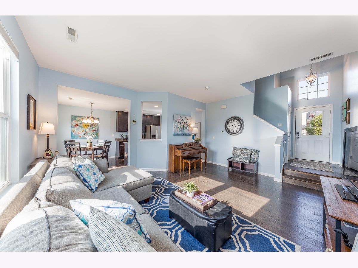 377 Devoe Drive, Oswego, Illinois 60543 MLS 10824862 WinterCohen