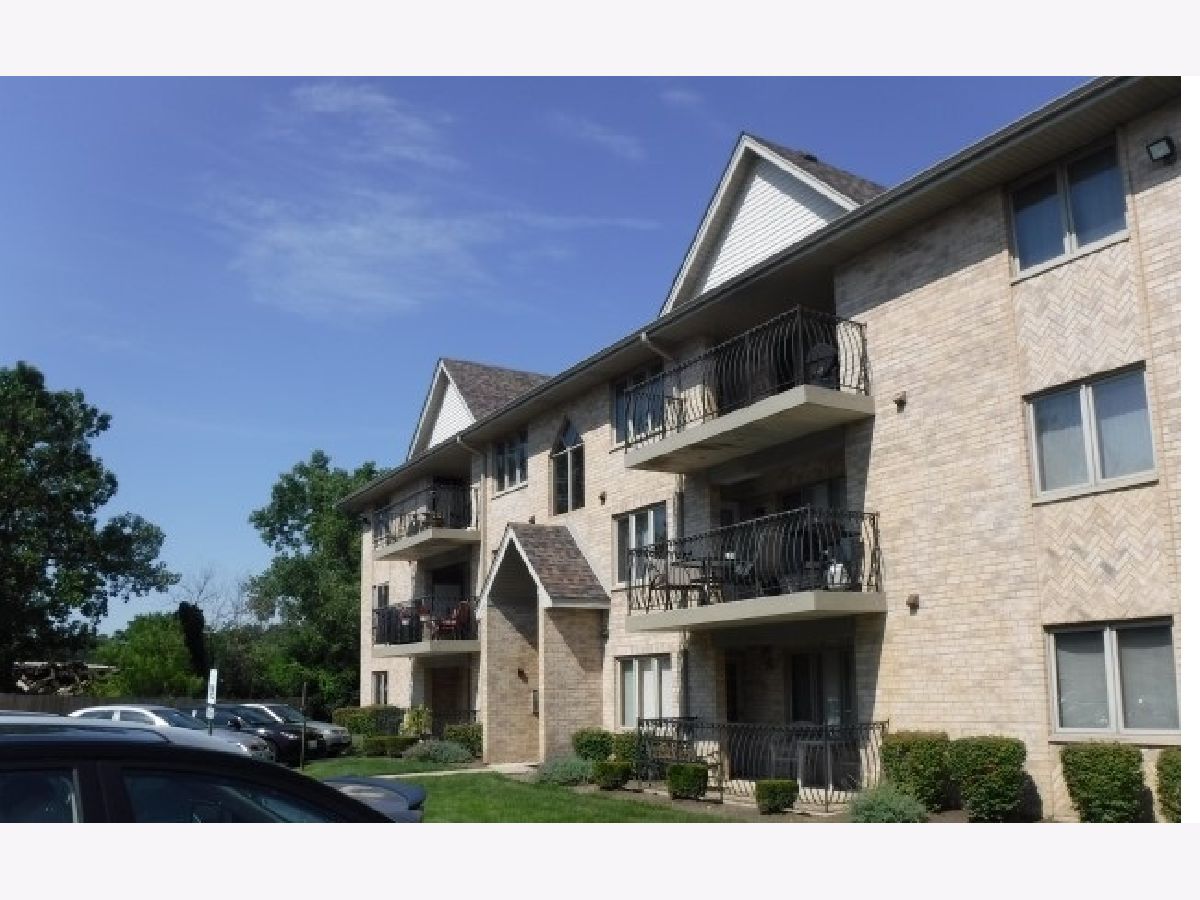 Condominiums Sold Shadow Creek Oak Forest Illinois, 5150 Shadow Creek