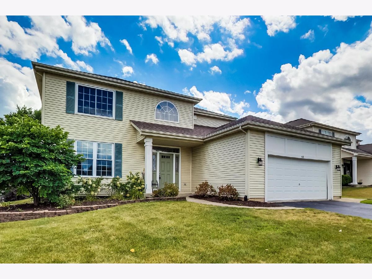 Townhomes & Condos & Homes Sold Greenbriar Glendale Heights Illinois, 417 2nd