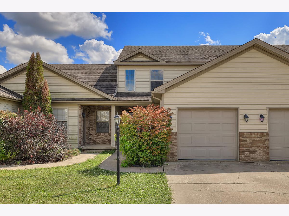 Condos & Townhomes Sold Aspen Gold Champaign Illinois, 3731 Boulder Ridge