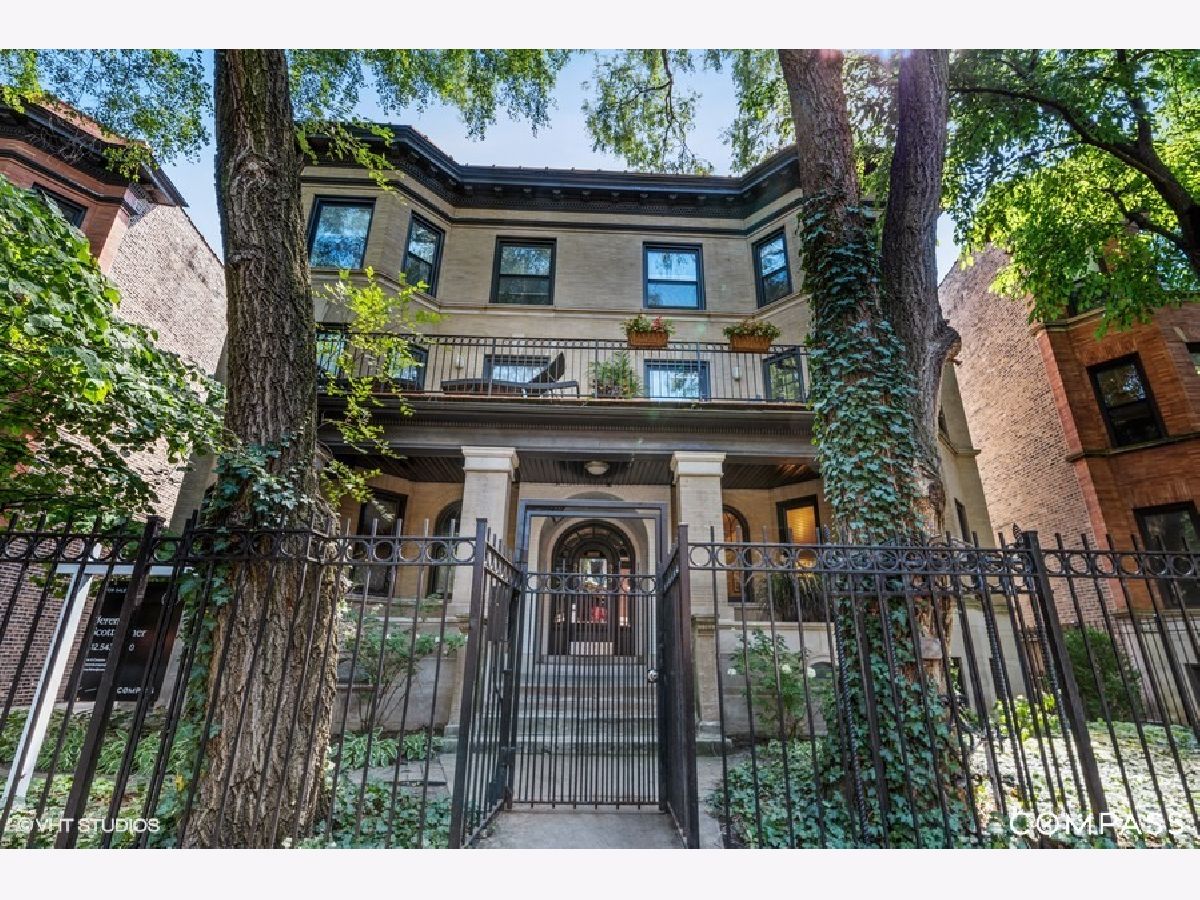Condominiums Sold Terrace View Condominiums Chicago Illinois, 929 Gordon