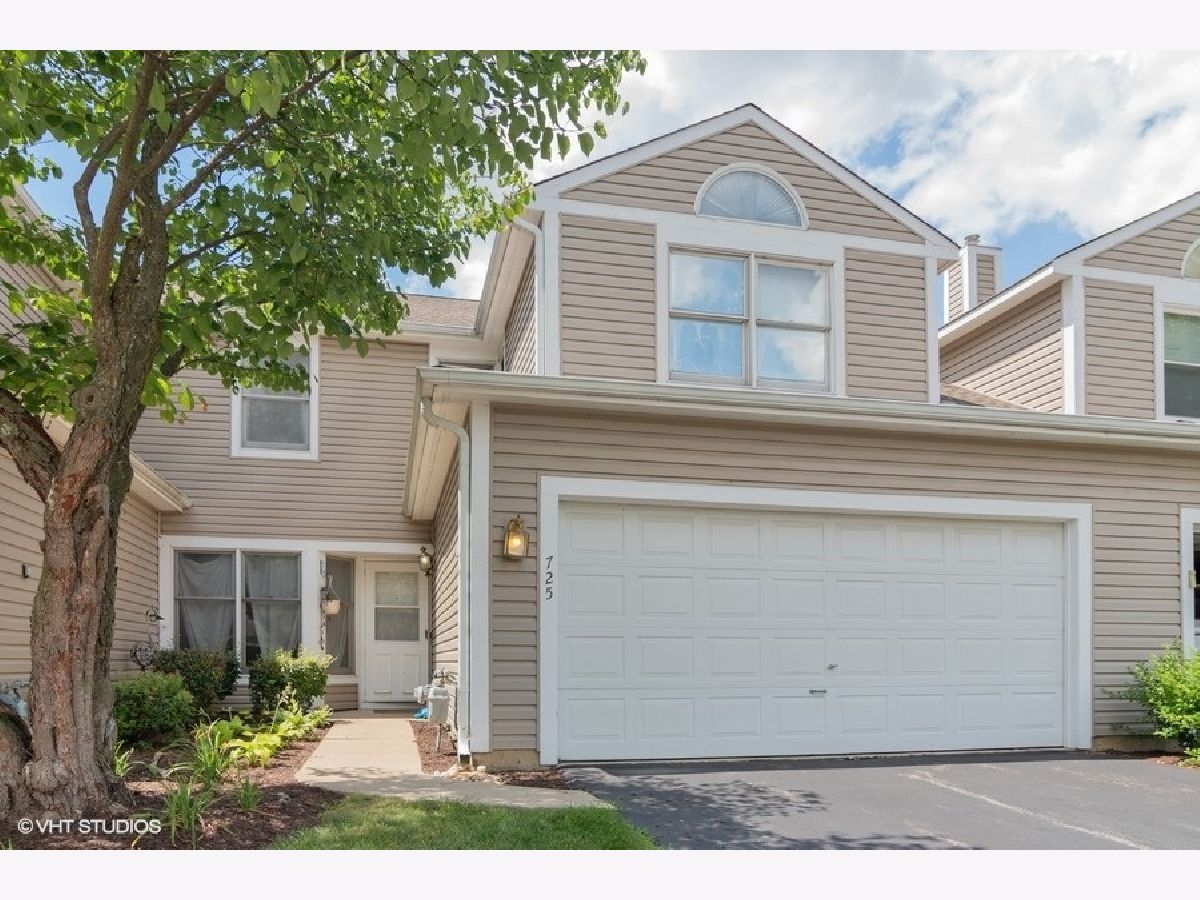 Townhomes Sold Wyndmark Schaumburg Illinois, 725 Hamilton