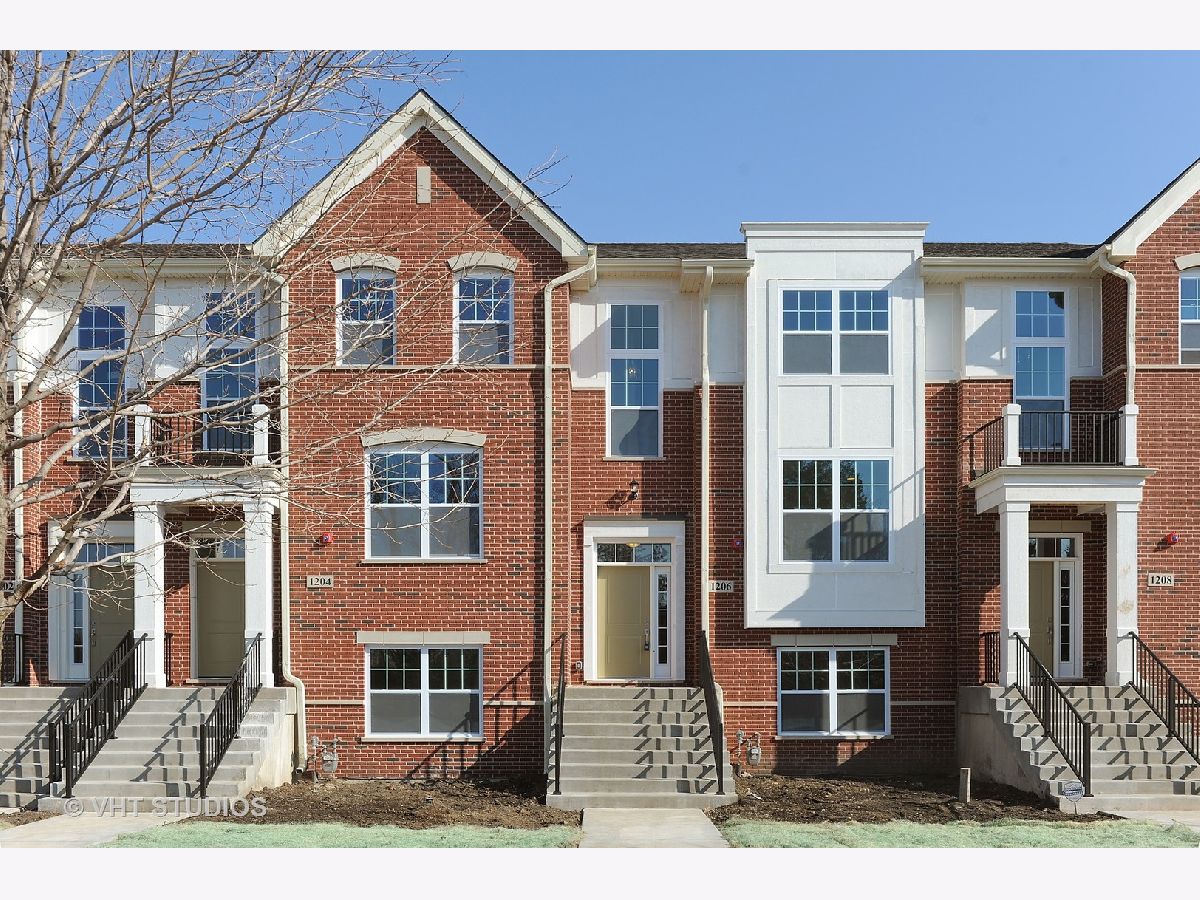 Townhomes Rented Lexington Row At Port Clinton Place Vernon Hills Illinois, 1206 Danforth