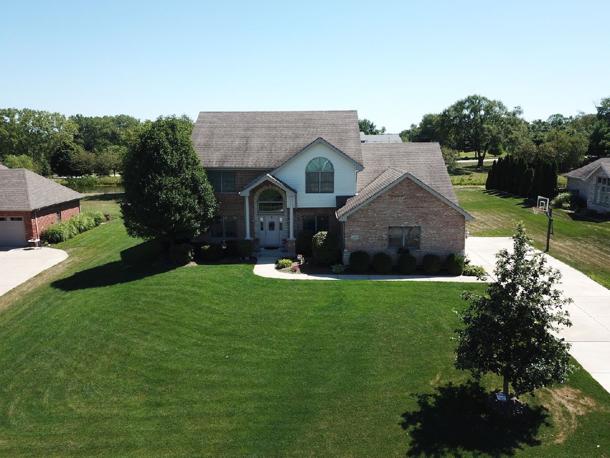 Homes Sold Canterbury Lakes Monee Illinois, 25631 Bristol