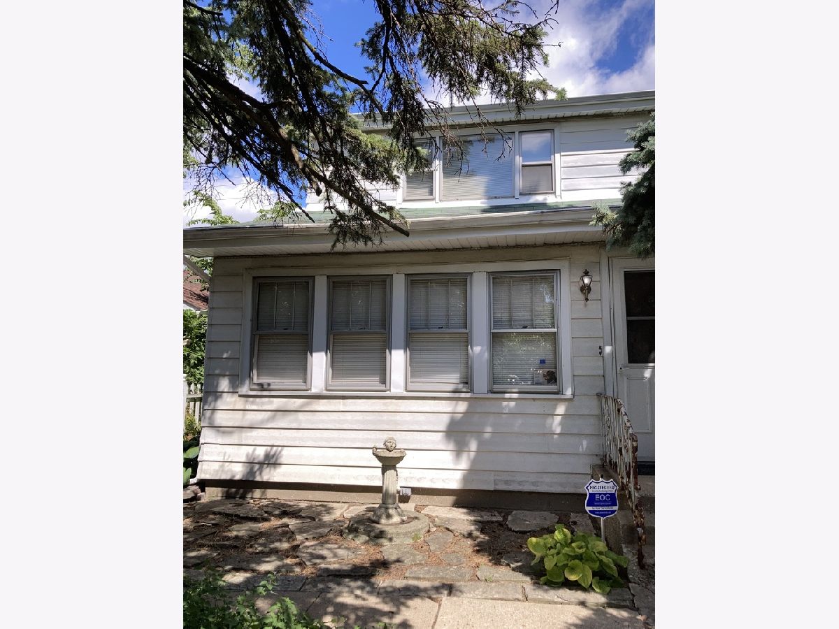 Homes & Condos & Townhomes Sold Montclare Gardens Chicago Illinois