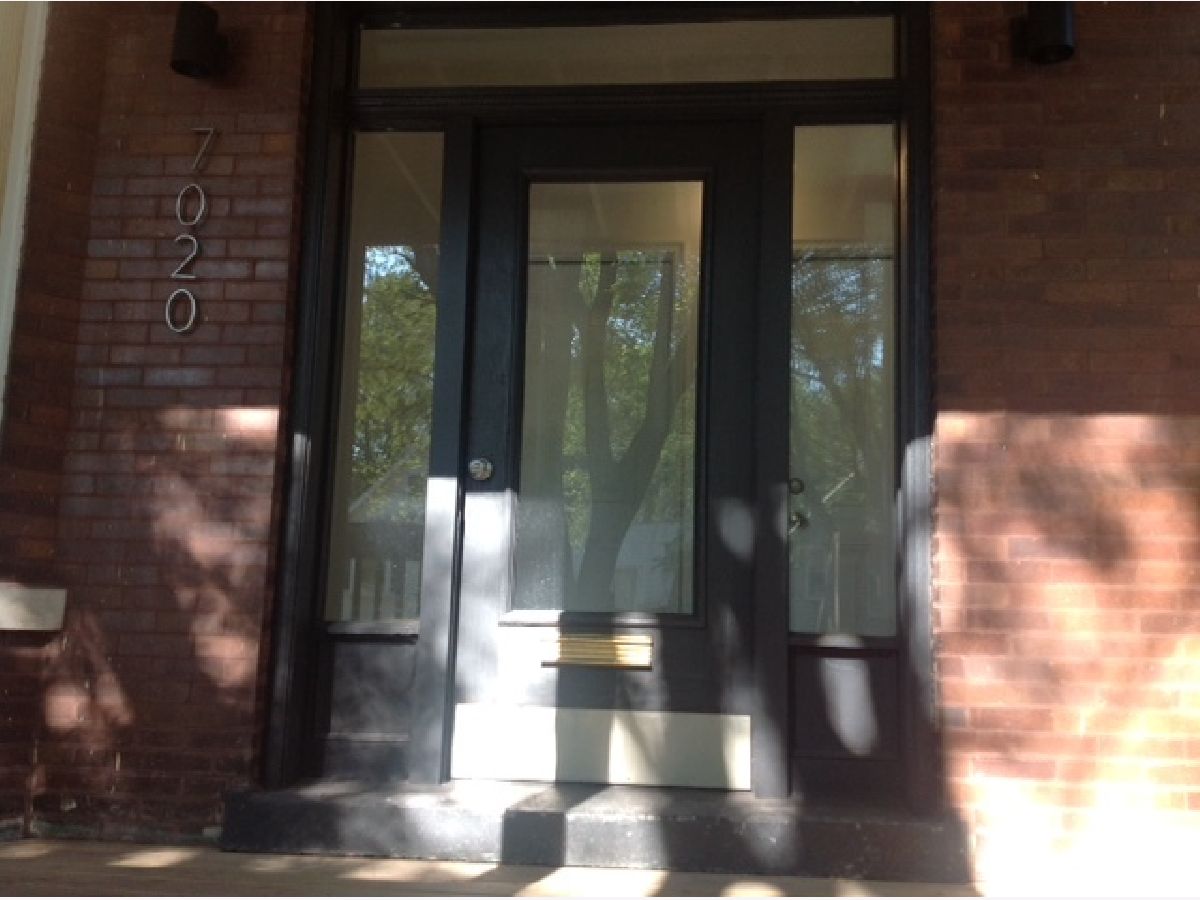 Homes & Condominiums Rented Jackson Park Highlands Chicago Illinois, 7020 Cornell