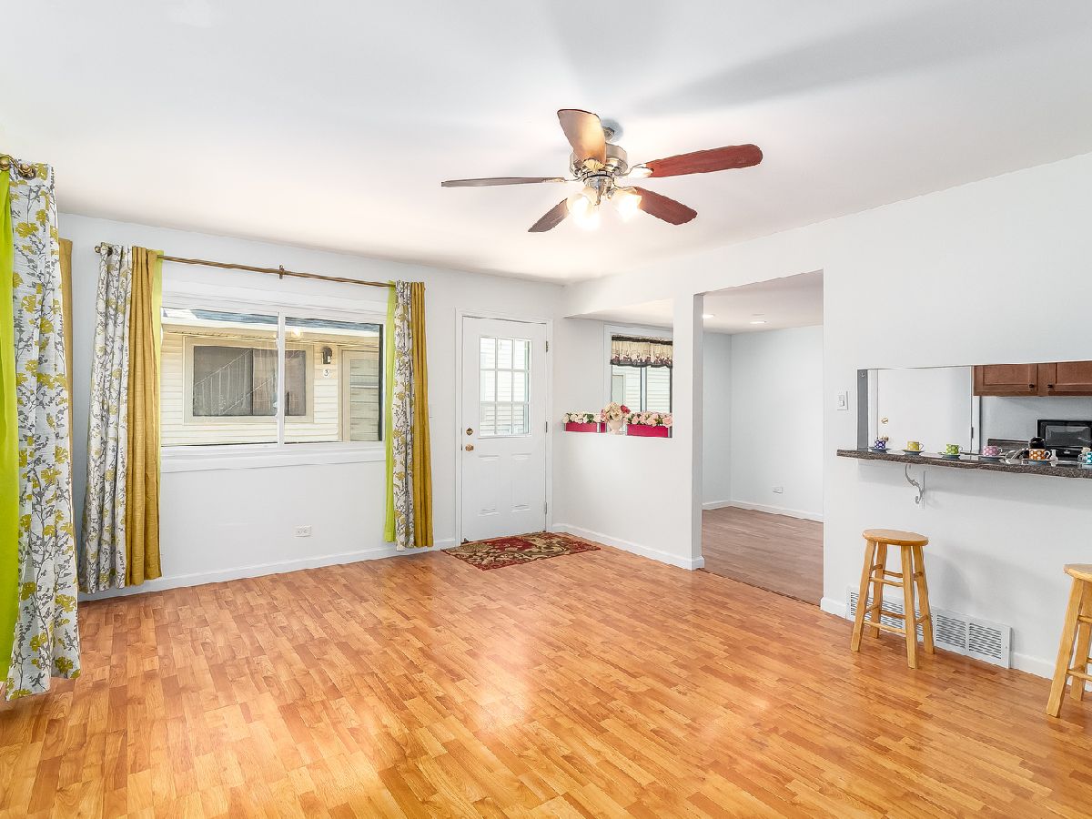 29W542 Winchester Circle, Warrenville, Illinois 60555 MLS 10826810