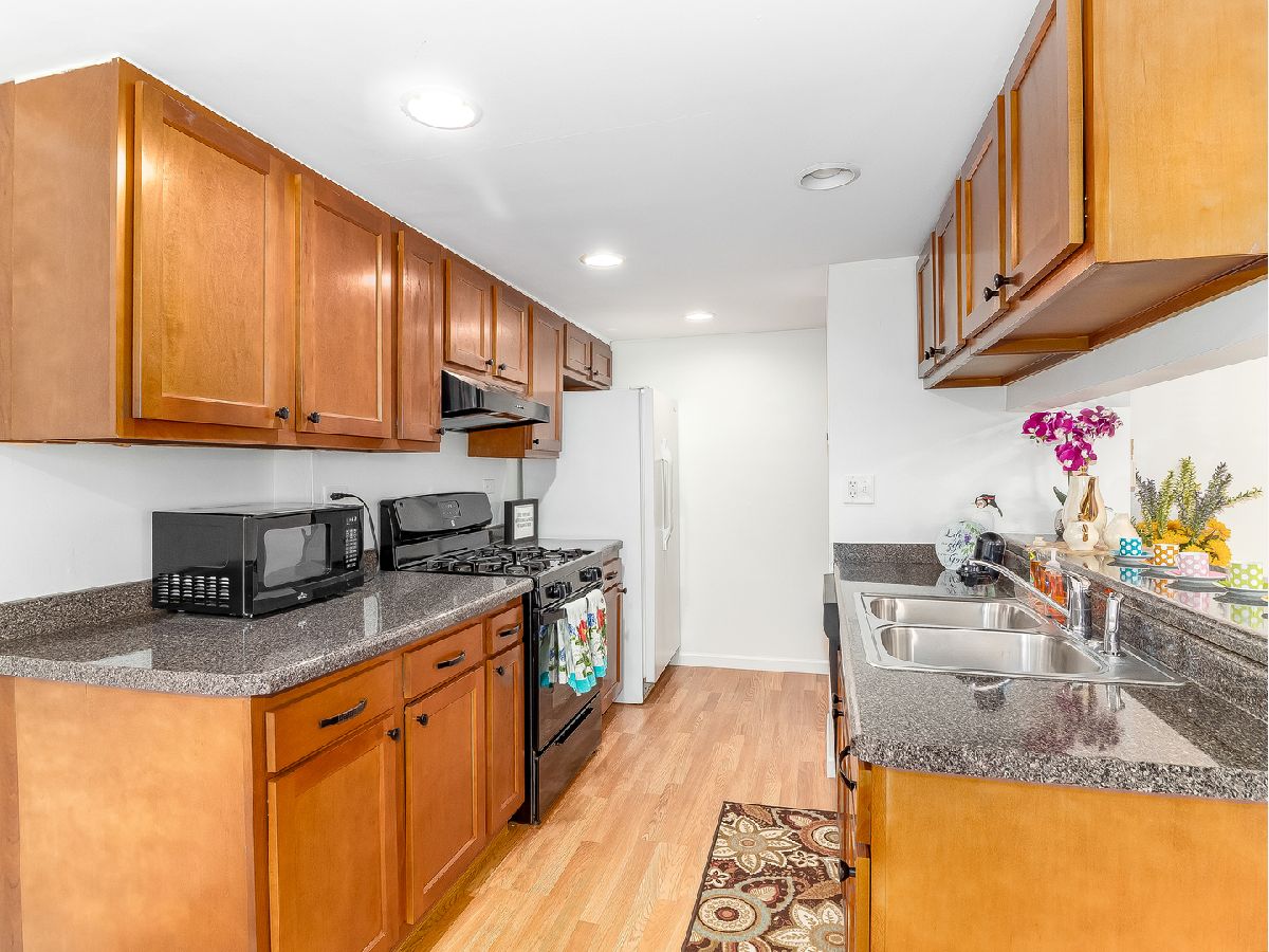 29W542 Winchester Circle, Warrenville, Illinois 60555 MLS 10826810