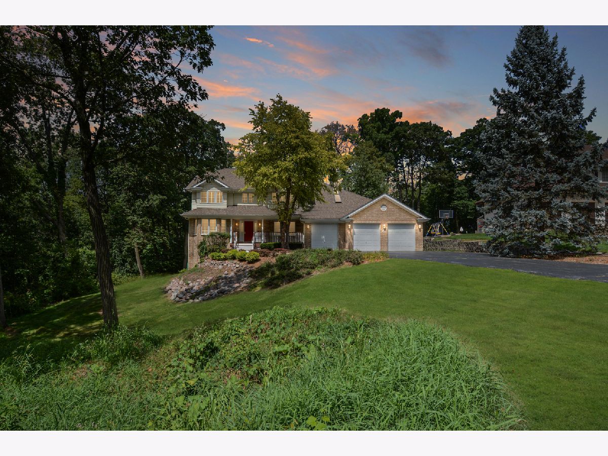 Homes & Townhomes Sold Woods Of Oak Hills Bartlett Illinois, 970 Baytree