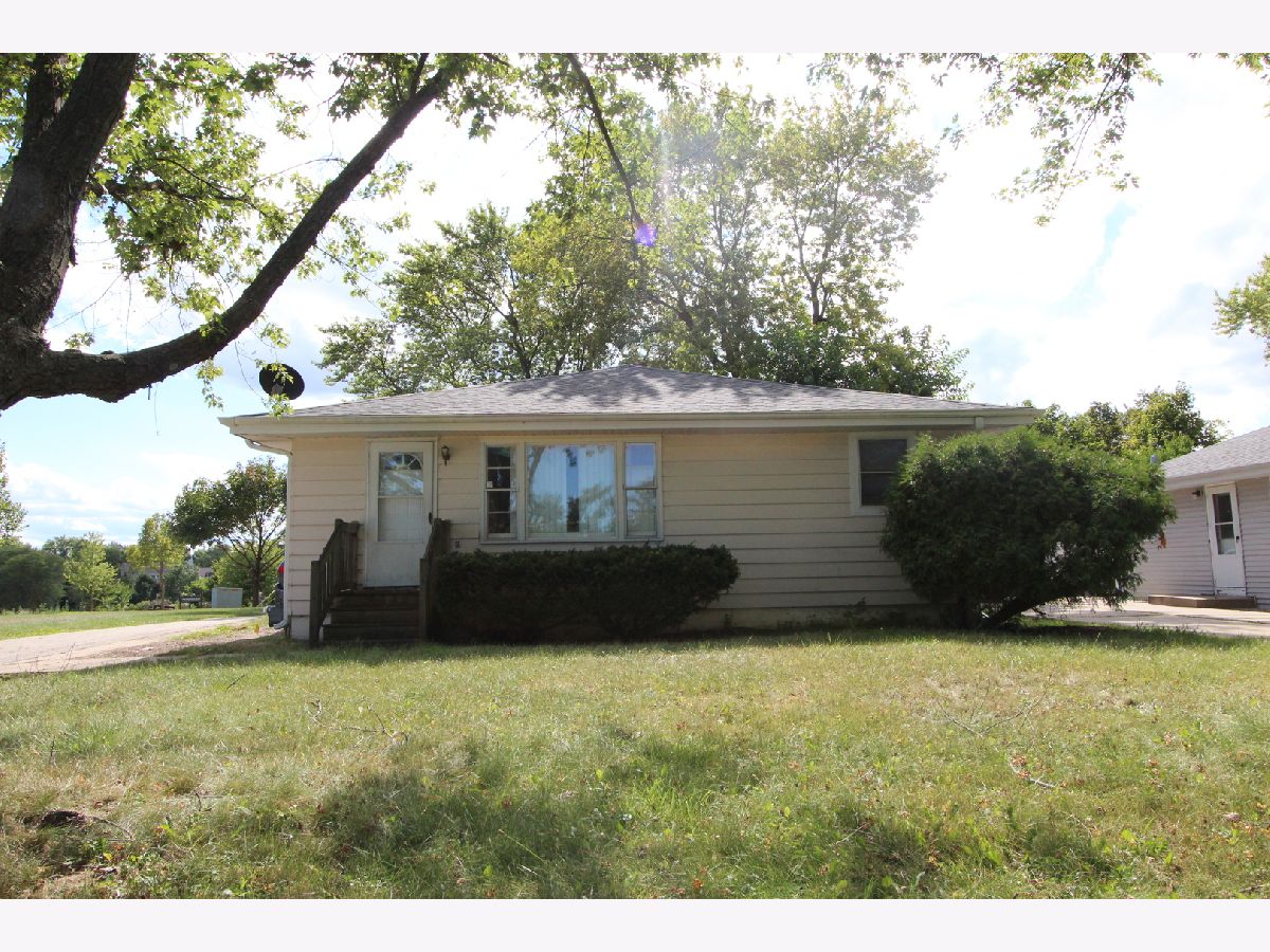 Homes Sold Lake Zurich Highlands Lake Zurich Illinois, 443 Old Rand