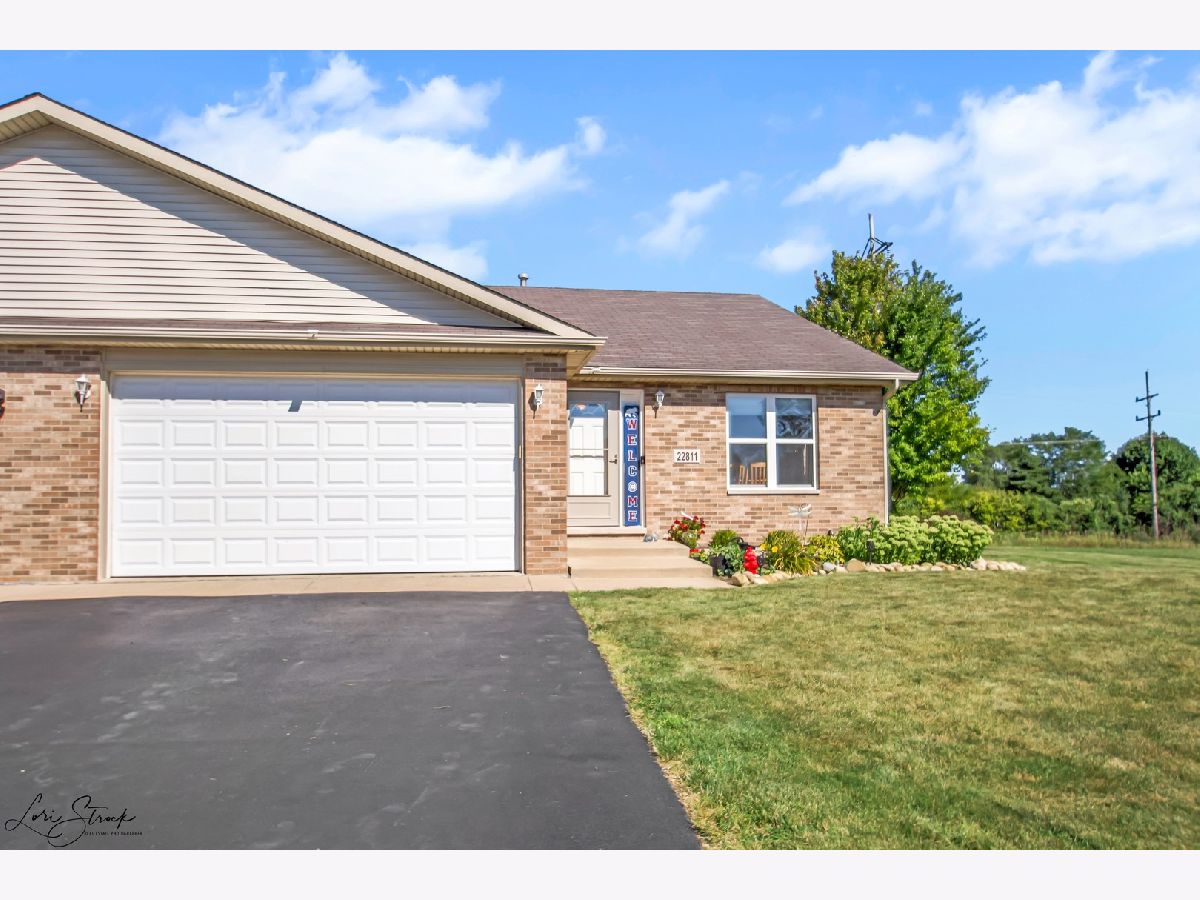 Homes & Condos & Townhomes Sold Park Place Channahon Illinois, 22811 Jonathon