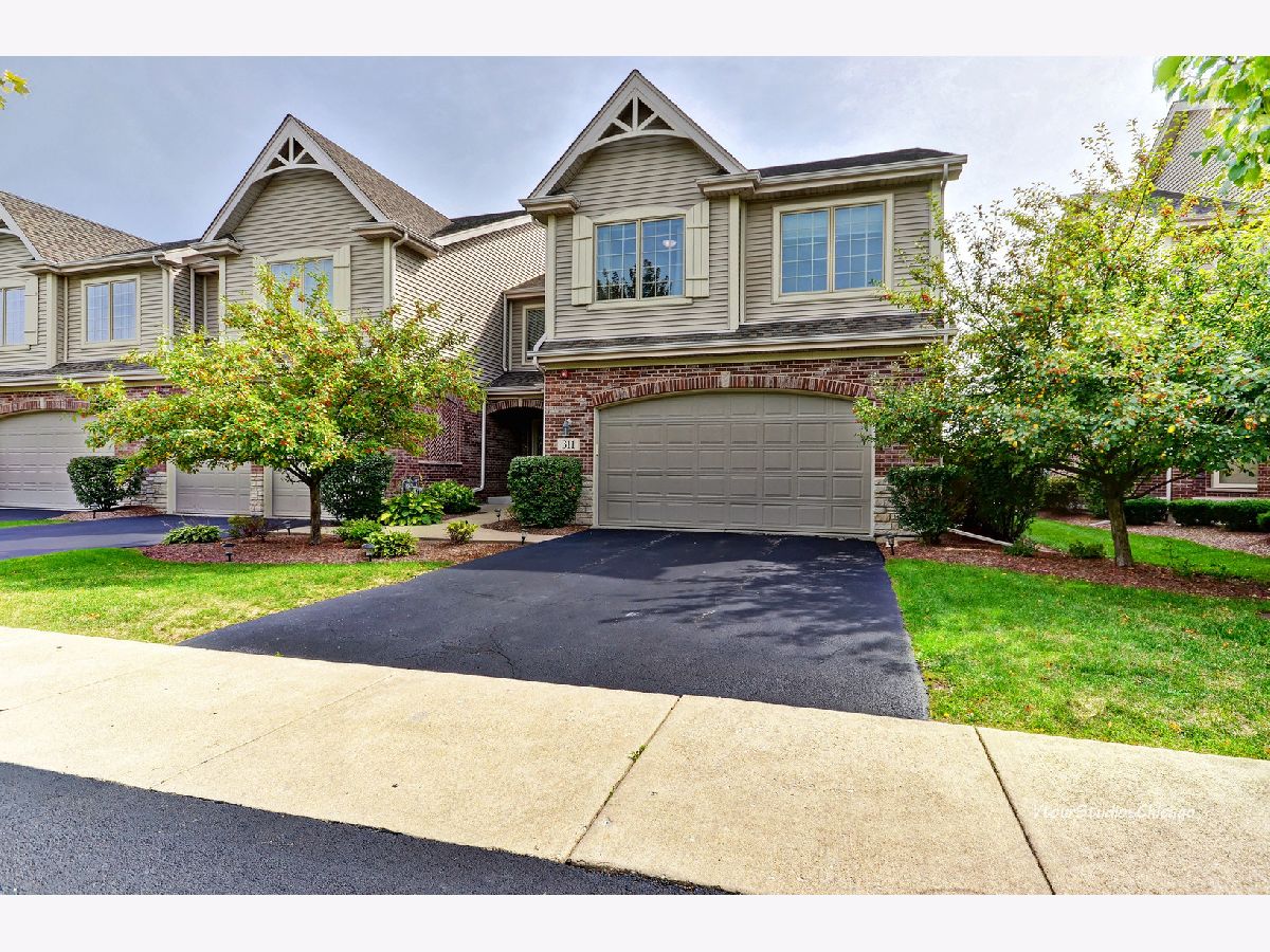 Townhomes Sold Hidden Oaks Itasca Illinois, 311 Nicole