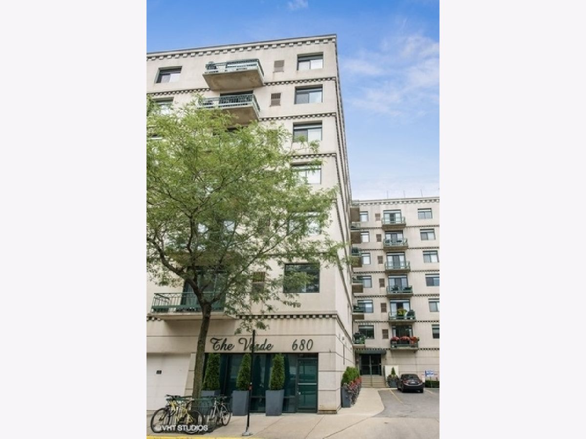Condominiums Sold The Verde Chicago Illinois, 680 Green