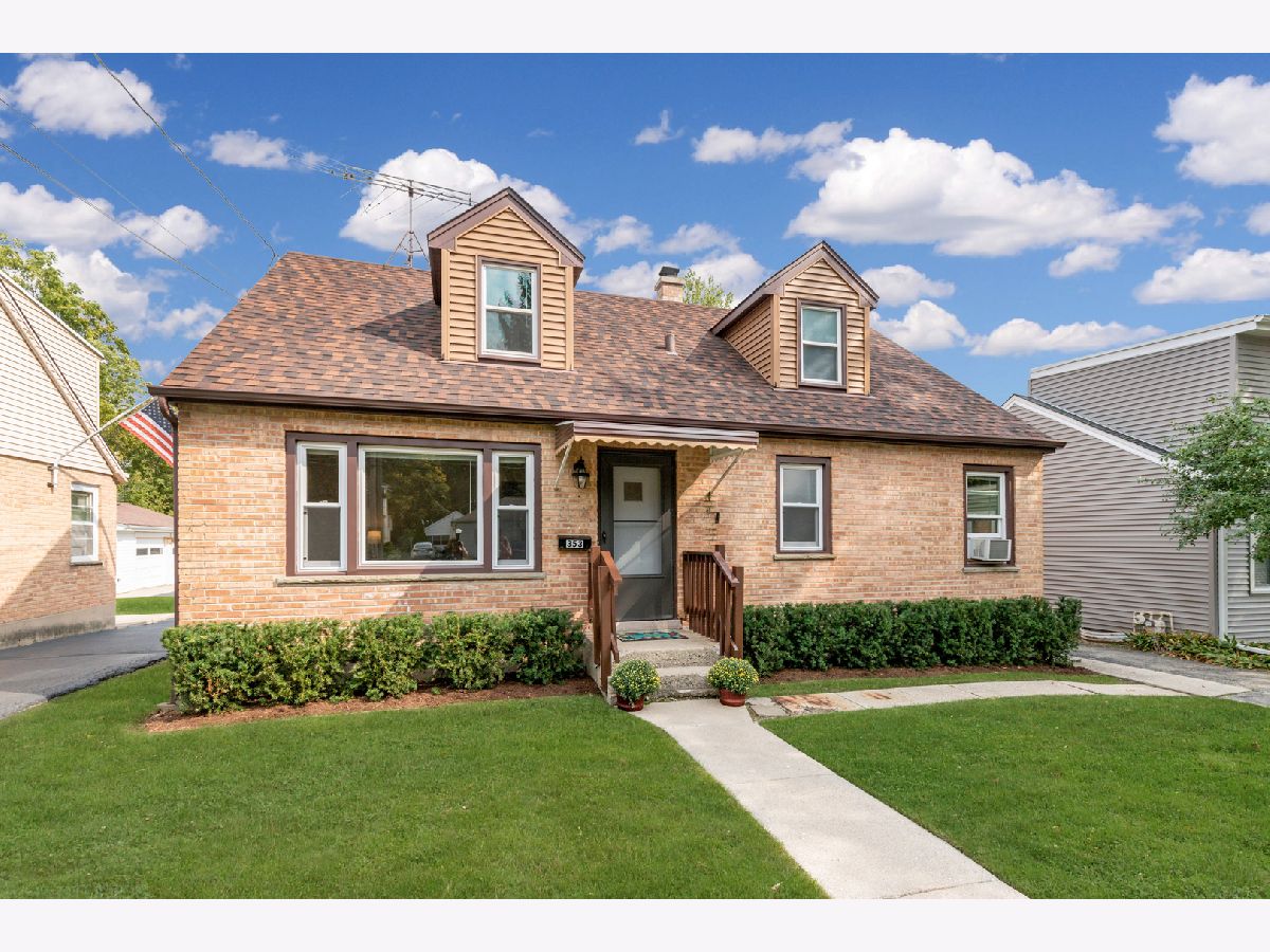 Homes Sold Burr Oak Grayslake Illinois, 353 Slusser