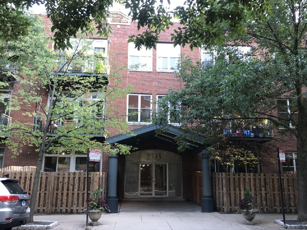 Condominiums Rented St Paul Condos Chicago Illinois, 2333 Saint Paul