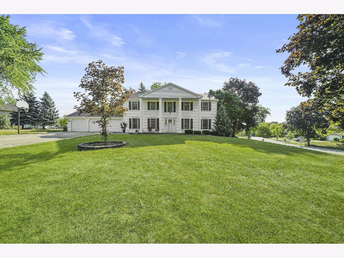 Homes Sold Williamsburg Square Bartlett Illinois, 301 Patricia