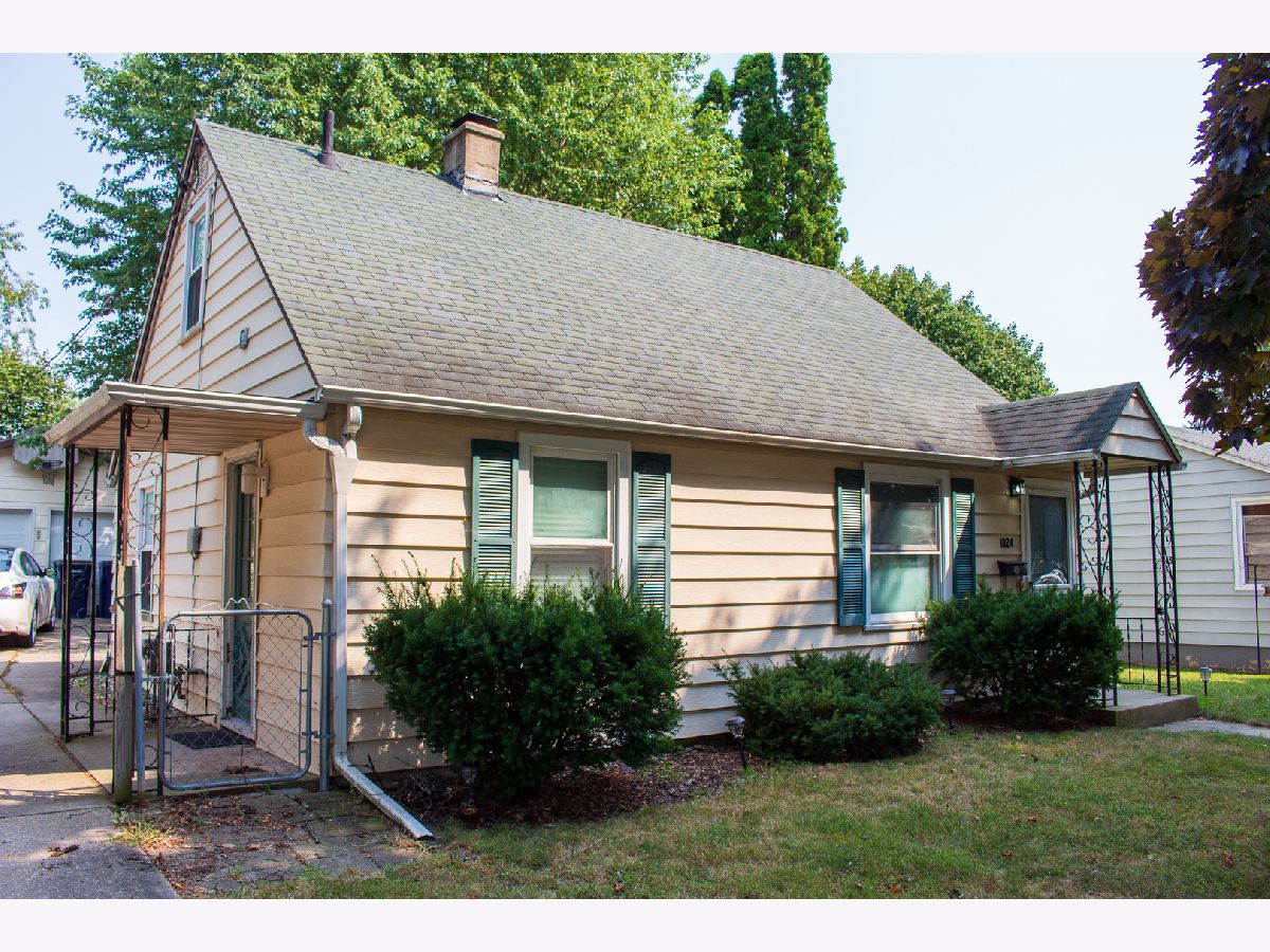  Sold Janesville Wisconsin, 1024 Walnut