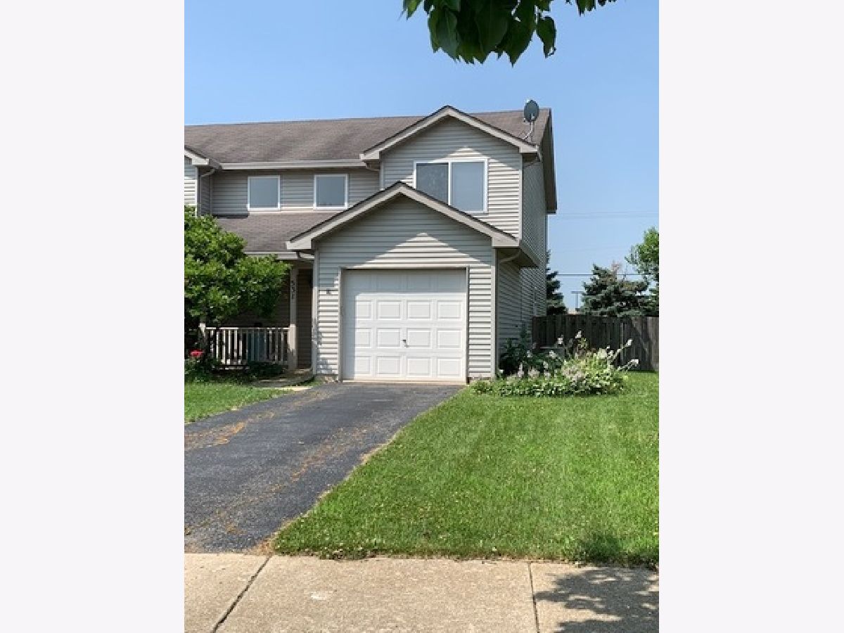 Homes & Townhomes Rented Heritage Of Oswego Oswego Illinois, 531 Heritage