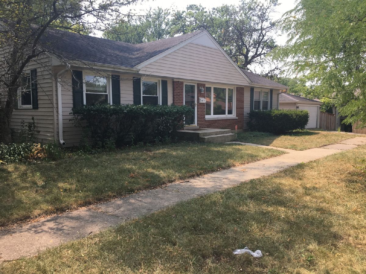 Homes Rented Pierce Highlands Wheaton Illinois, 102 Pierce