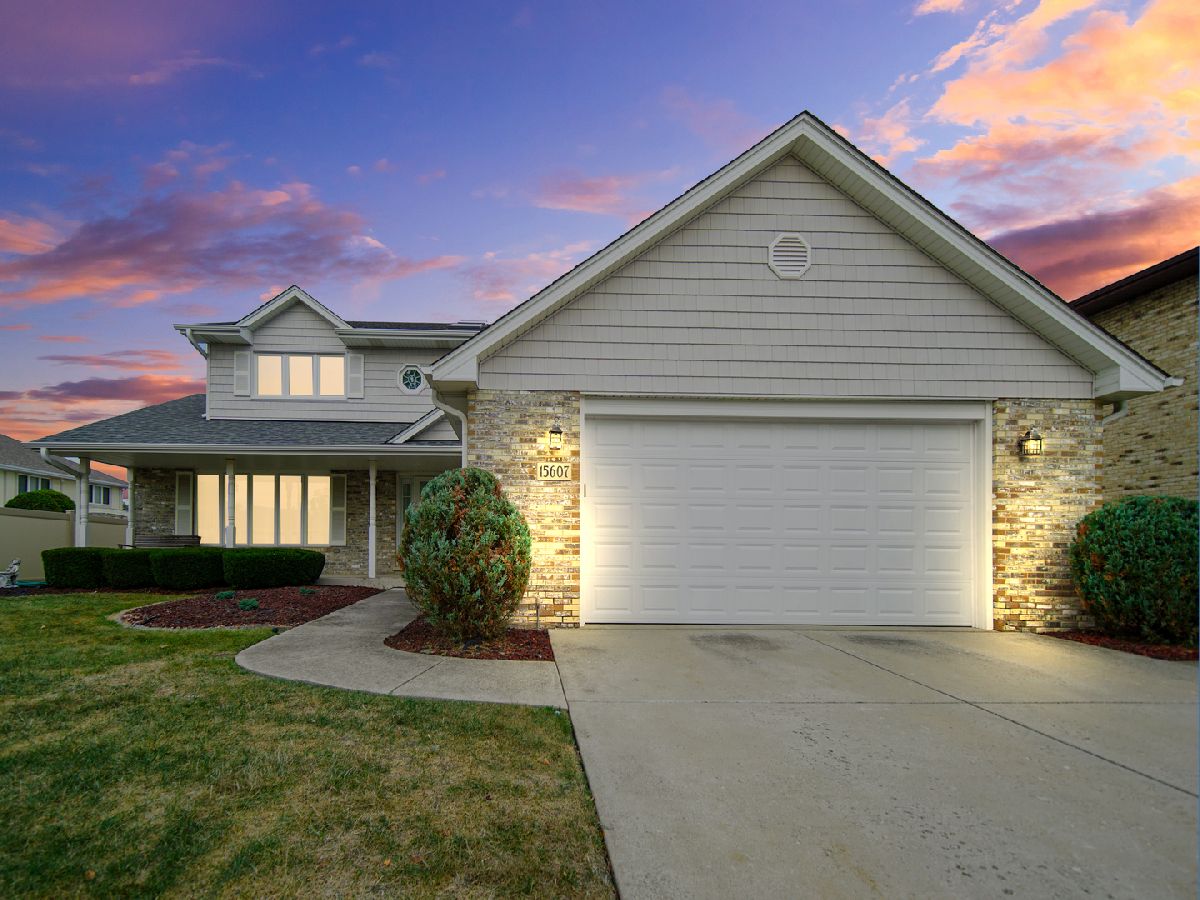 Homes Sold Bramblewood Oak Forest Illinois, 15607 New England