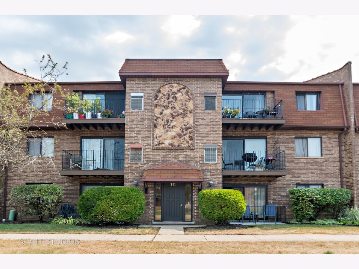 Condominiums Sold Brandon Grove Palatine Illinois, 111 Brandon