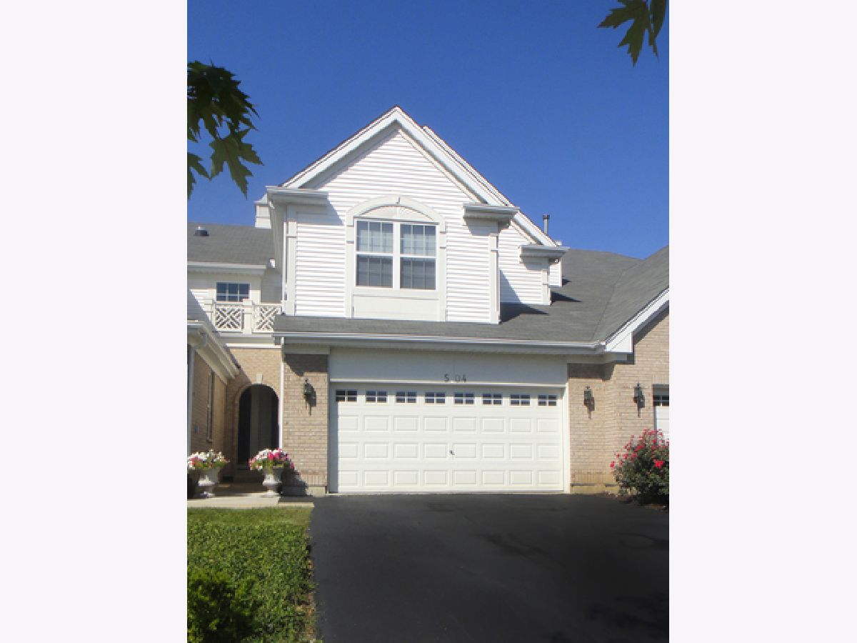 Townhomes Rented Timberline Bartlett Illinois, 504 Tamarack
