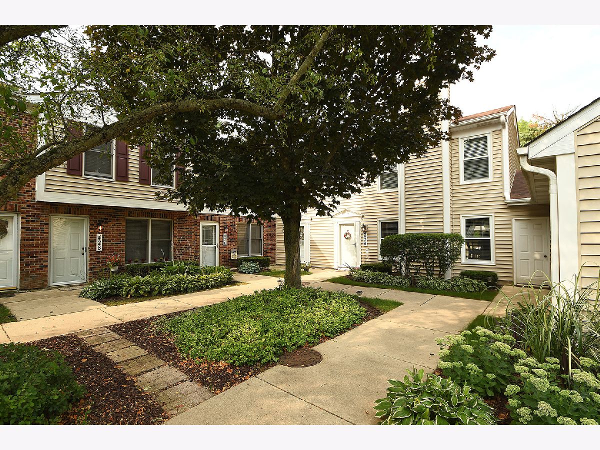 Townhomes & Condos Sold Kensington Court Naperville Illinois, 434 Kensington