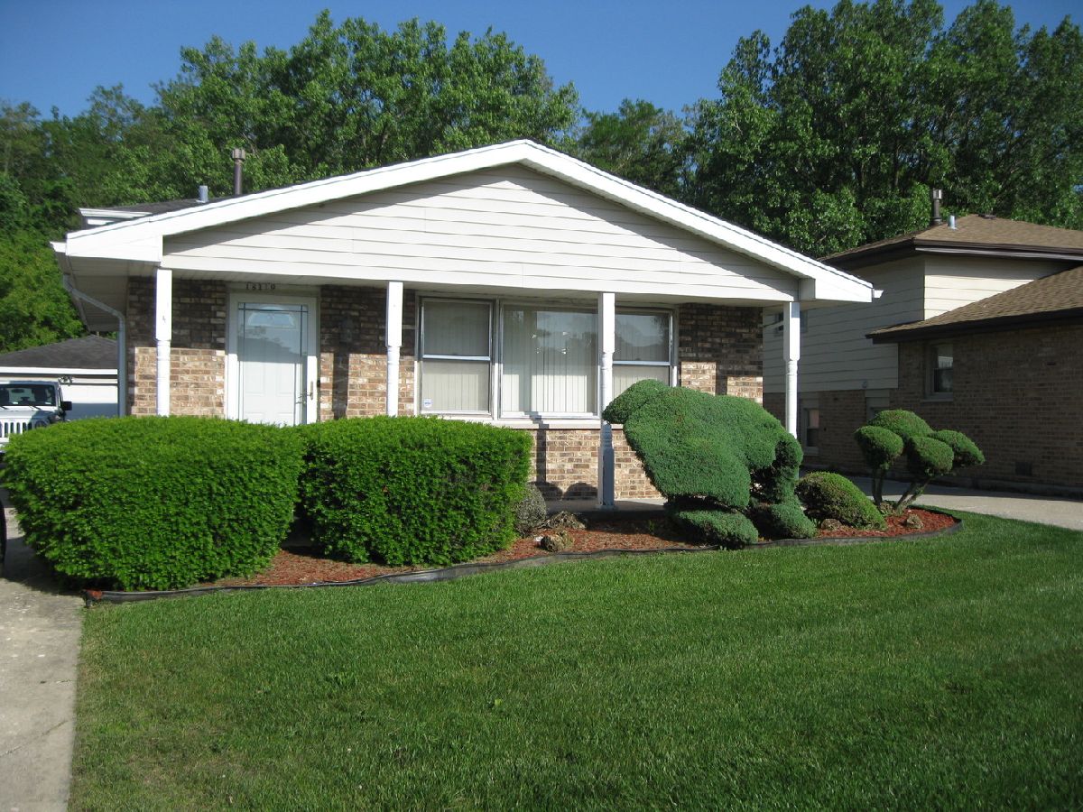 Homes Sold Flossmoor Terrace Country Club Hills Illinois, 18119 Ravisloe