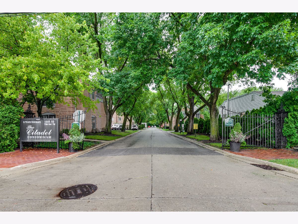 Condominiums Sold Citadel Northbrook Illinois, 1447 Shermer