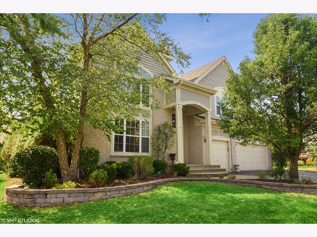 Homes Sold Muirfield Village Vernon Hills Illinois, 1372 Maidstone