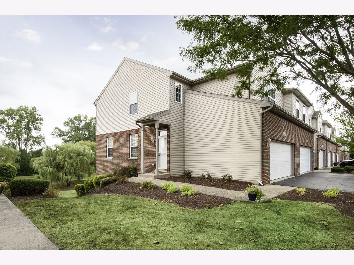 Condos & Townhomes Sold Vintage Of Willow Walk Lockport Illinois, 16535 Willow Walk