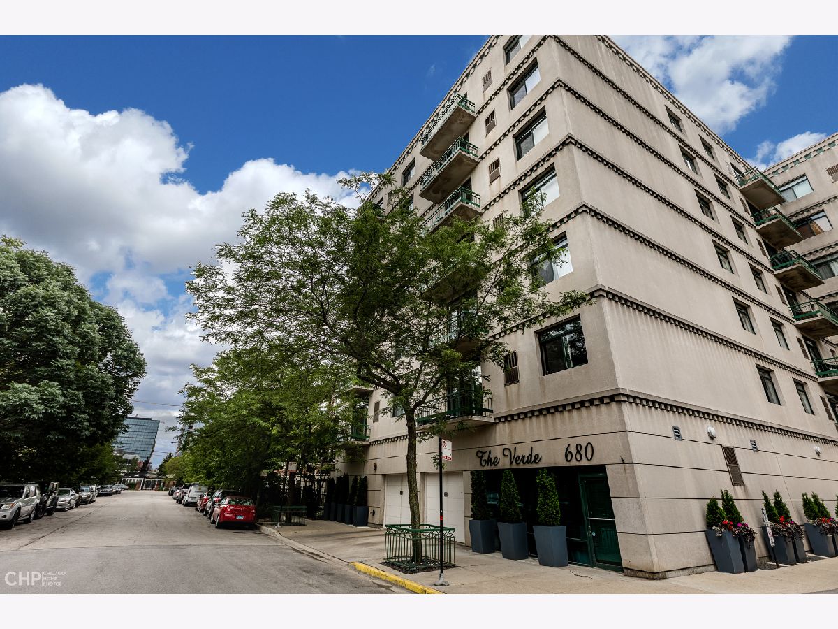 Condominiums Sold The Verde Chicago Illinois, 680 Green