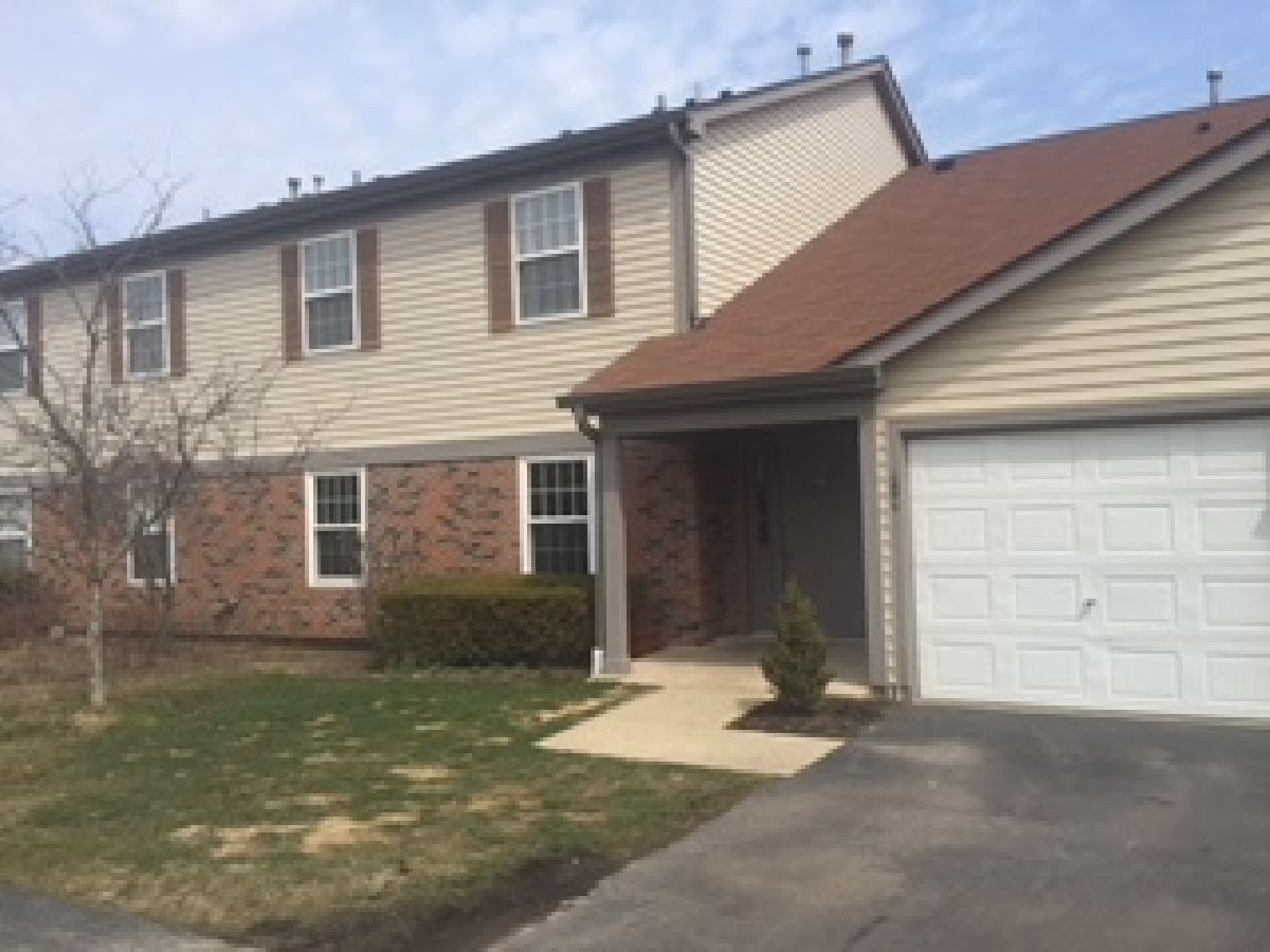 Townhomes & Condos Rented Whispering Oaks Palatine Illinois